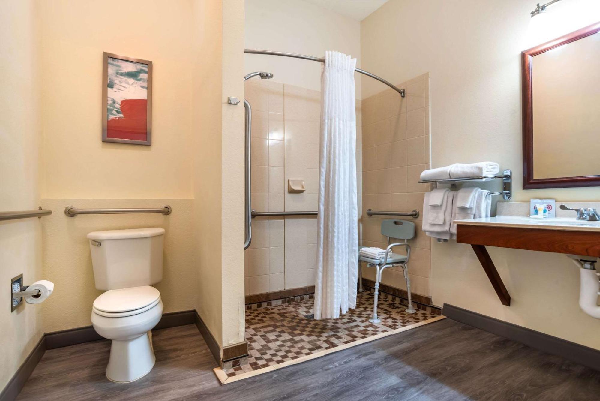 Comfort Inn & Suites Crestview Eksteriør billede