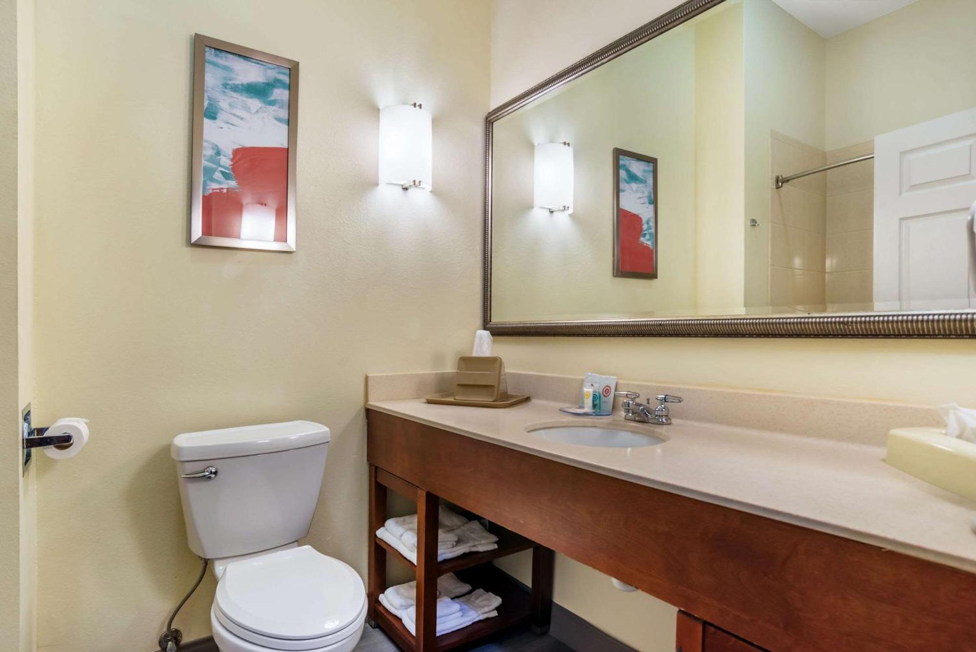 Comfort Inn & Suites Crestview Eksteriør billede