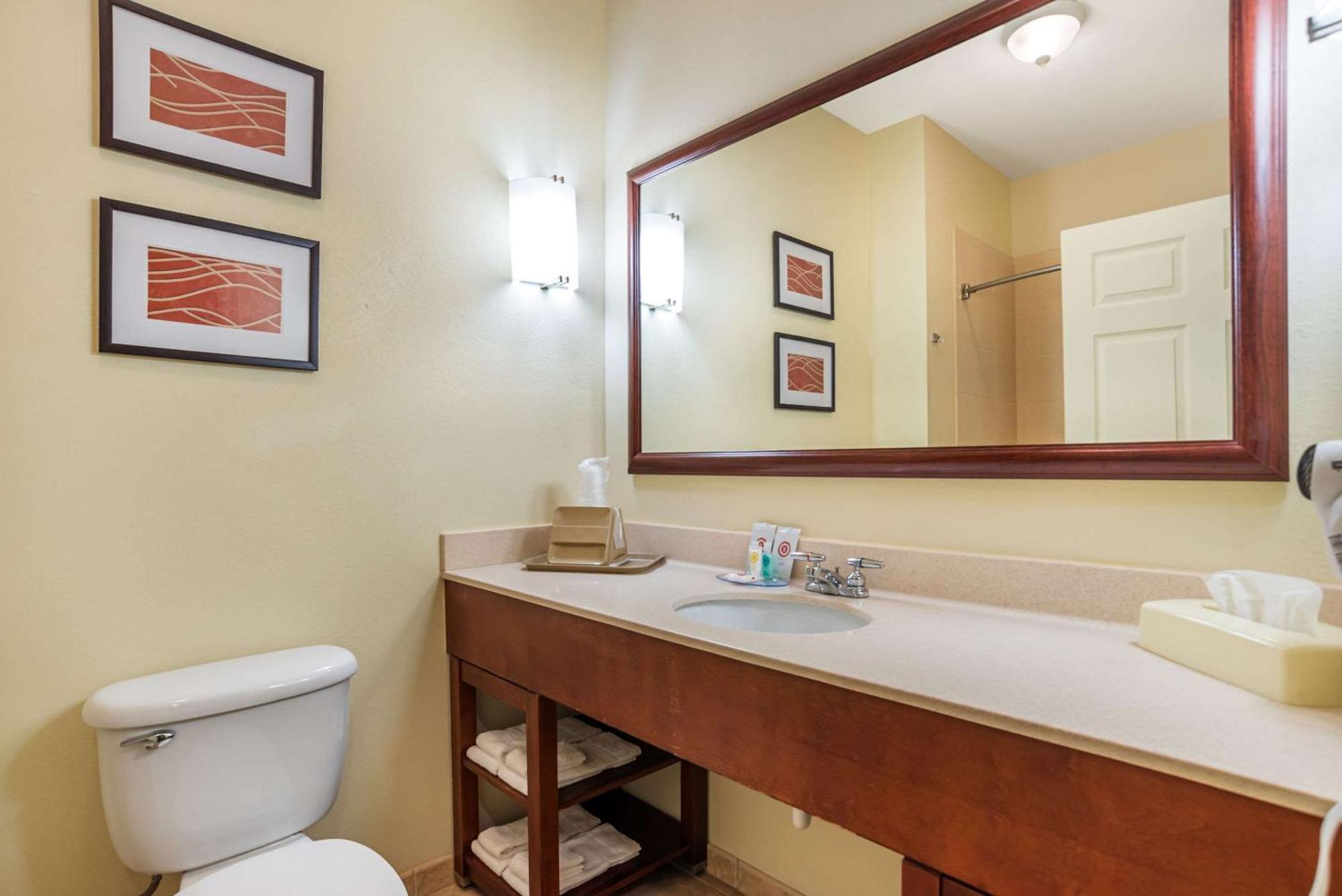 Comfort Inn & Suites Crestview Eksteriør billede